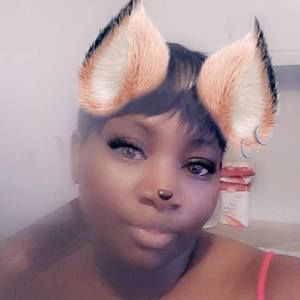 Meet your Posher, Sylvia